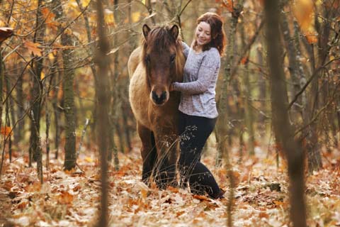 Islandpferd mit Besitzerin